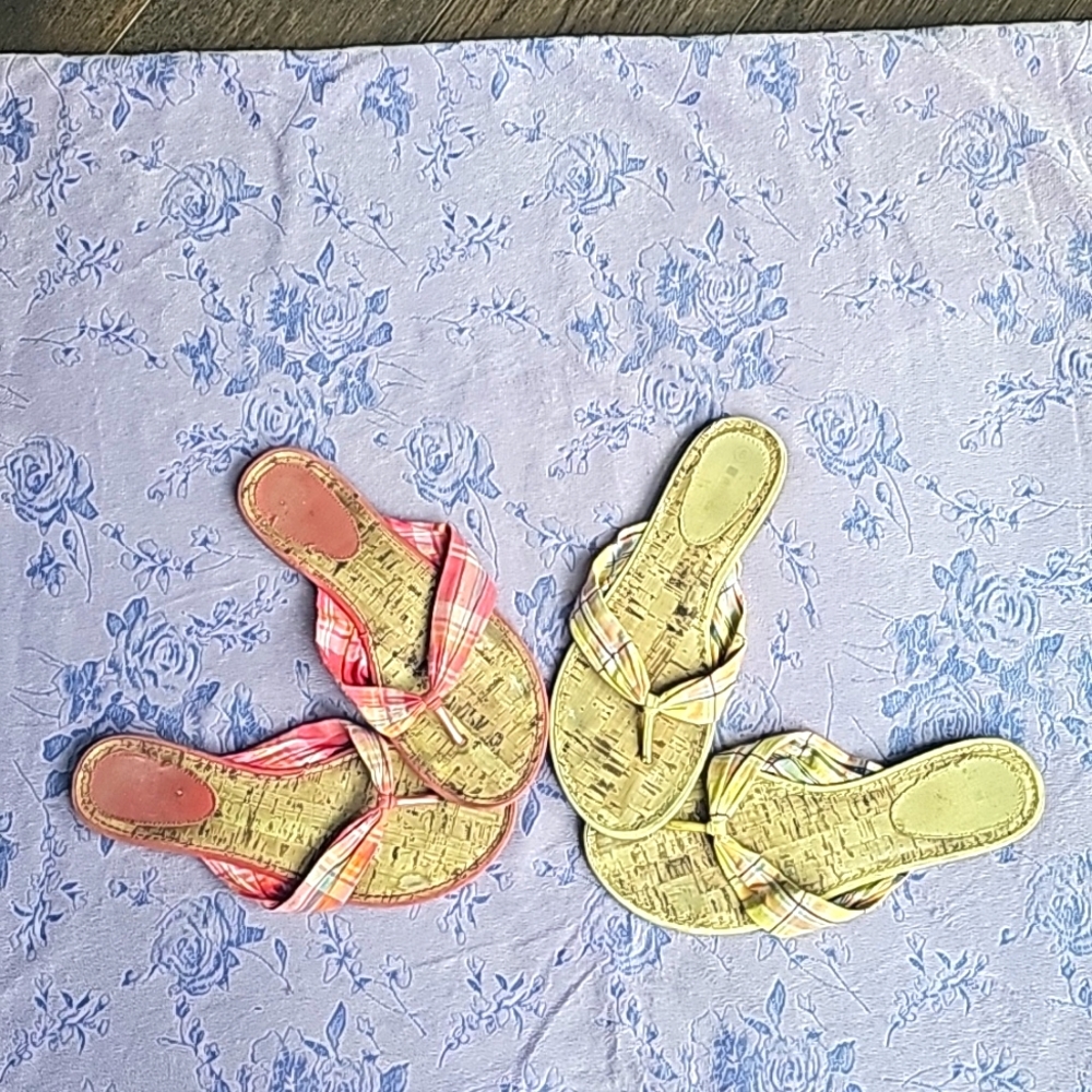 BANDANA CORK FLIP FLOPS. WOMEN'S SIZE 8. AS A SET OR SEPERATE!